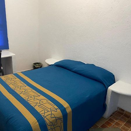 Hostal Villa Quieta 테포츨란 외부 사진