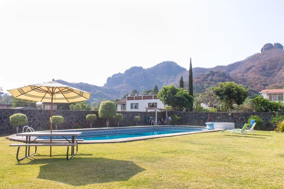 Hostal Villa Quieta 테포츨란 외부 사진