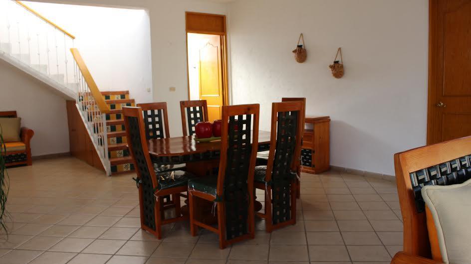 Hostal Villa Quieta 테포츨란 외부 사진