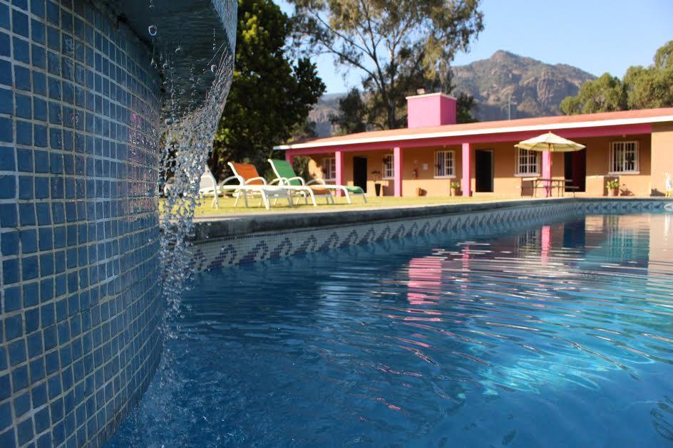 Hostal Villa Quieta 테포츨란 외부 사진